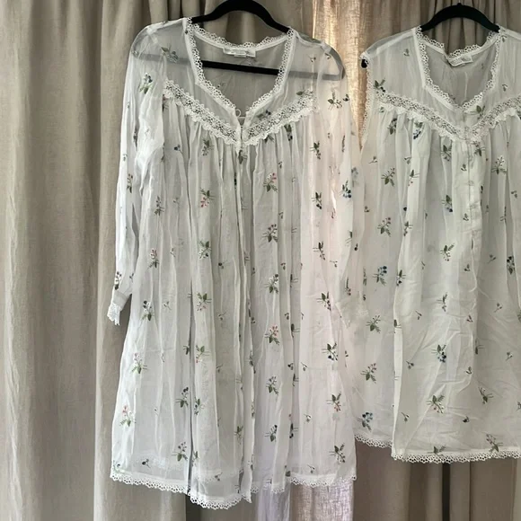 Queen Anne’s Lace by Eileen West Floral Embroidered Whimsical Garden Night Dress Pajamas